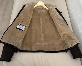 Abrigo de piel marrón talla S