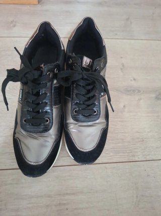 Zapatillas deportivas mujer negras y plateadas