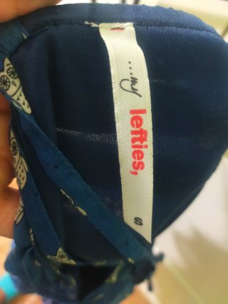 Vestido azul con estampado de búhos