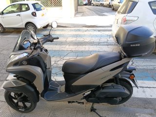 Yamaha Tricity 226 Beige/Negro