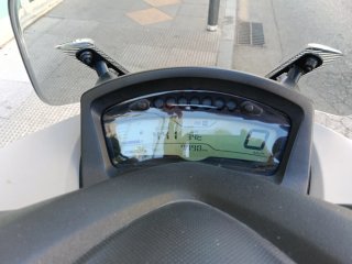 Yamaha Tricity 226 Beige/Negro