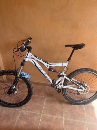 Bicicleta de Montaña Pivot