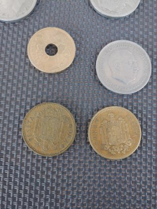 Lote de monedas antiguas de pesetas