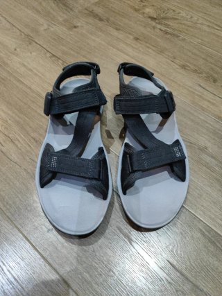 Sandalias Quechua. Talla 43