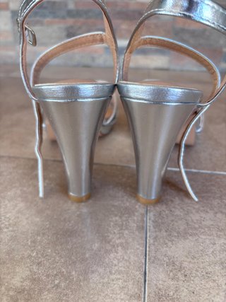 Sandalias tacón Marypaz plateadas - Talla 38
