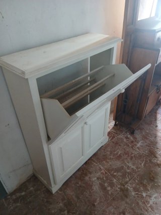 Zapatero blanco de madera