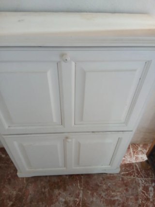 Zapatero blanco de madera