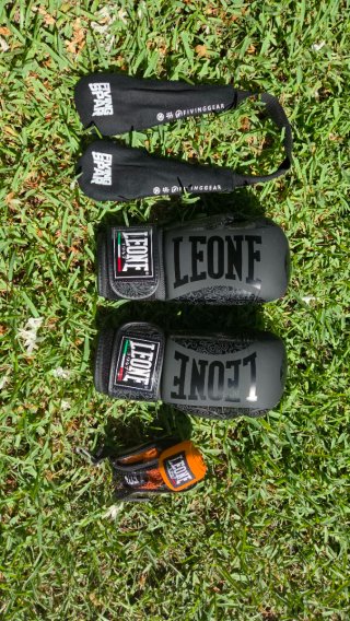Pack: Guantes de Boxeo, vendas y sacos desodorante