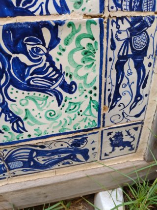 Panel de azulejos decorativo