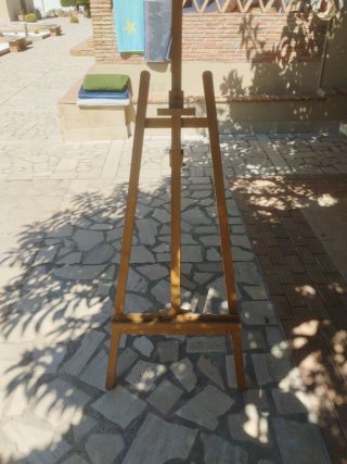 Trípode de madera para pintar