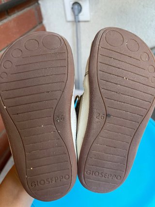 Zapatillas respetuosas niña T26
