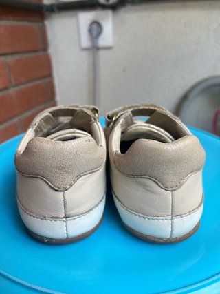 Zapatillas respetuosas niña T26