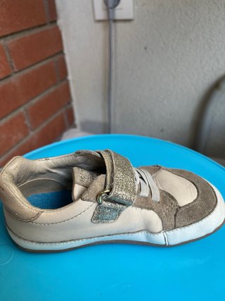 Zapatillas respetuosas niña T26