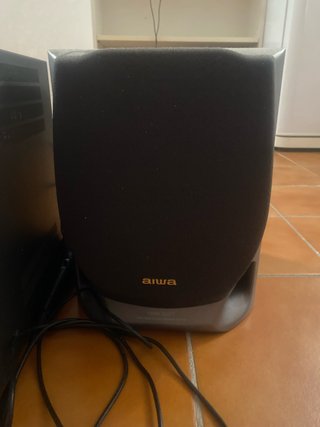 Minicadena Aiwa con Altavoces