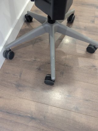 Silla Steelcase Please 2 Negra