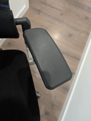 Silla Steelcase Please 2 Negra