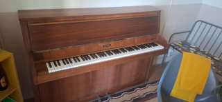 Piano de pared Baldwin