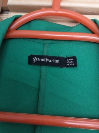 Chaqueta Stradivarius verde talla única