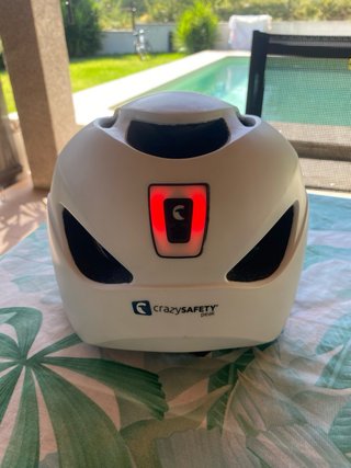 Casco Crazy Safety Peak Blanco con luz trasera LED