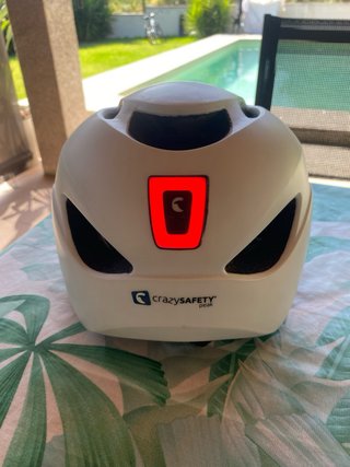 Casco Crazy Safety Peak Blanco con luz trasera LED
