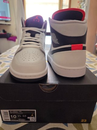Nike Air Jordan 1 Mid Scarpe da Basket