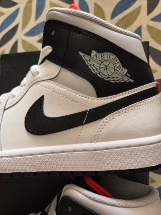 Nike Air Jordan 1 Mid Scarpe da Basket