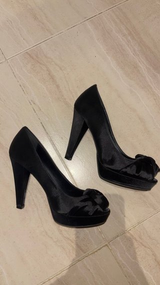 Zapatos de fiesta Marypaz negros tacón
