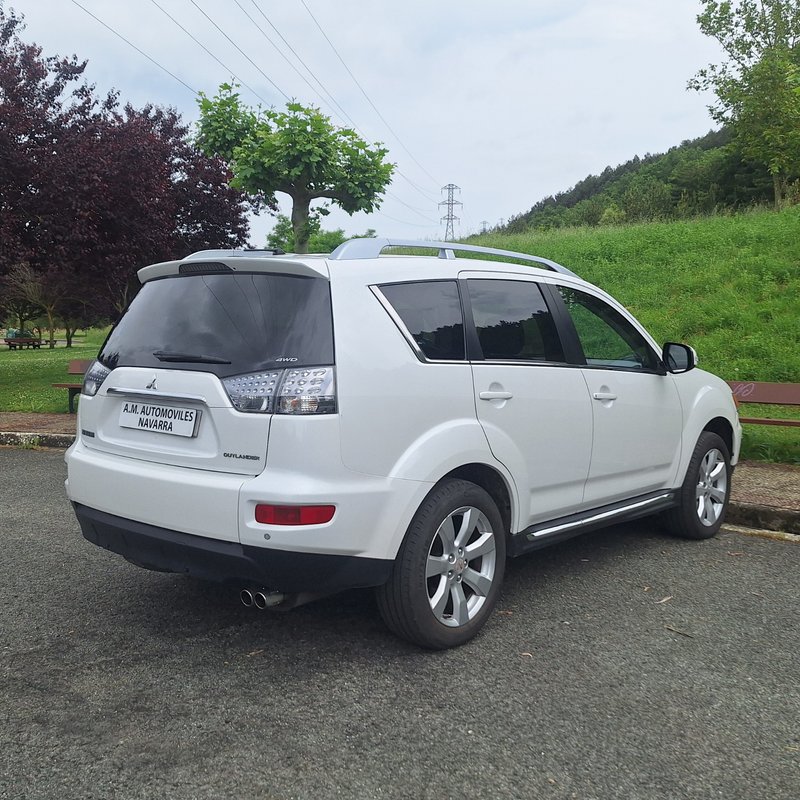 Mitsubishi Outlander 2011, foto 4