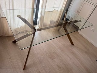 Mesa Comedor Cristal y Metal Dorado