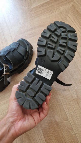 Sandalias negras plataforma talla 36