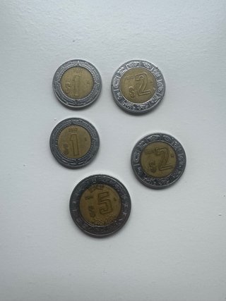 Lote 5 monedas mexicanas 1, 2 y 5 pesos