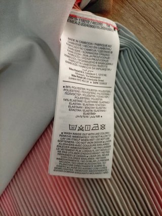 Camiseta Nike Dri-Fit ADV Running Mujer Multicolor