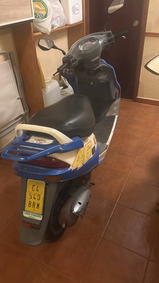Kymco G-KY-SC10 Scooter 49cc Azul/Blanco