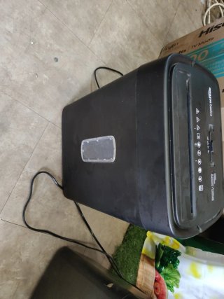 Trituradora Amazon Basics 12 hojas