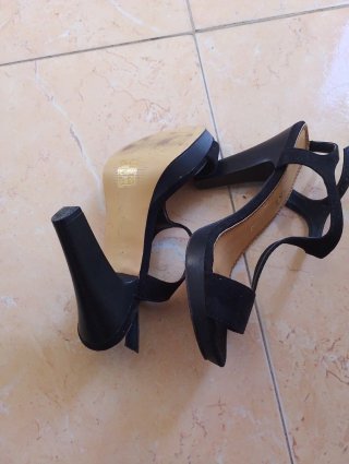 Zapatos de tacón Marypaz negros 35