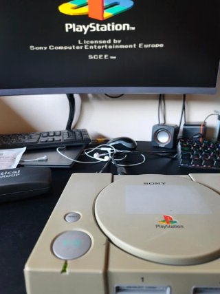 Sony PlayStation PS1 SCPH-9002 + Controller NO AV