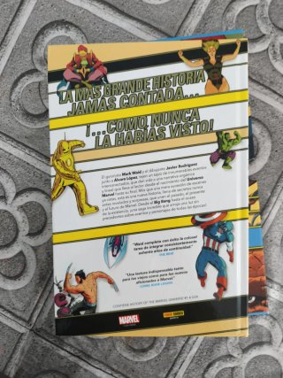 HISTORIA DEL UNIVERSO MARVEL (EDICION DE LUJO)
