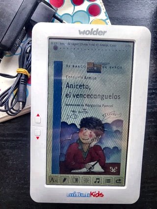 Wolder miBuk Kids Ebook con Cargador