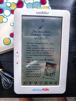 Wolder miBuk Kids Ebook con Cargador