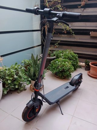2 Patinetes Eléctricos Cecotec Bongo D40 XL