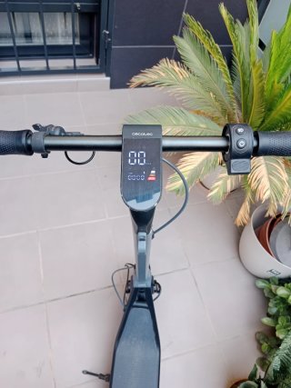 2 Patinetes Eléctricos Cecotec Bongo D40 XL