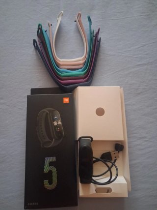 Pulsera Actividad Xiaomi Mi Band 5, con  7 correas