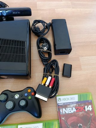 Xbox 360 Slim + Kinect + 13 Giochi