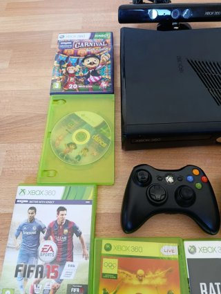 Xbox 360 Slim + Kinect + 13 Giochi
