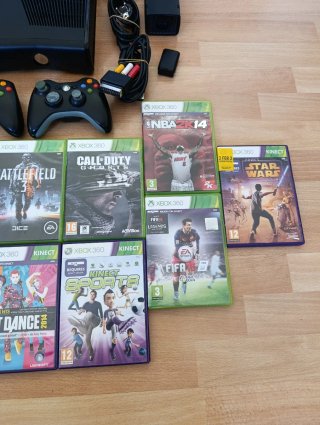 Xbox 360 Slim + Kinect + 13 Giochi