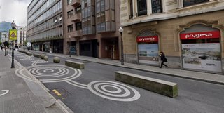 Alquilo garaje CALLE LERSUNDI horario oficina