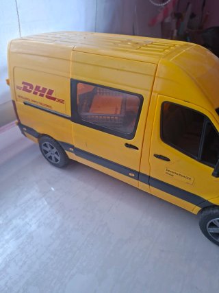 Furgoneta Juguete DHL