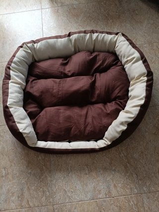 Cama para perro/gato beige y marrón
