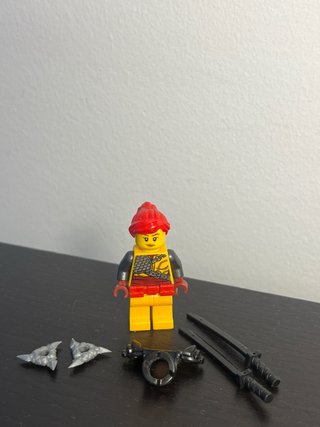 Minifigura Lego Ninjago Skylor Ámbar