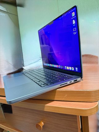 MacBook Pro M1 Gris Espacial